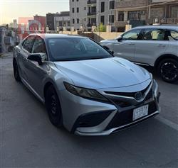 تۆیۆتا کامری